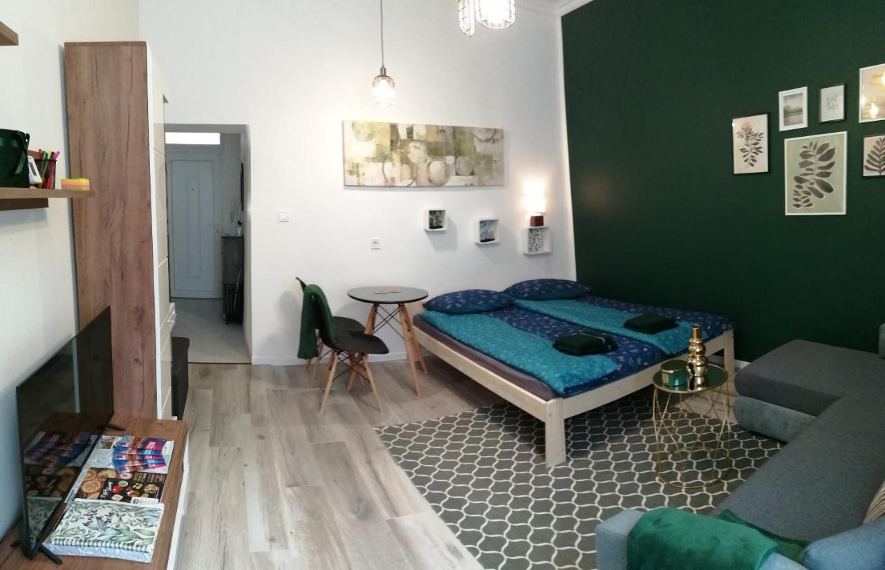 Hanna Apartman Szegedin Exterior foto